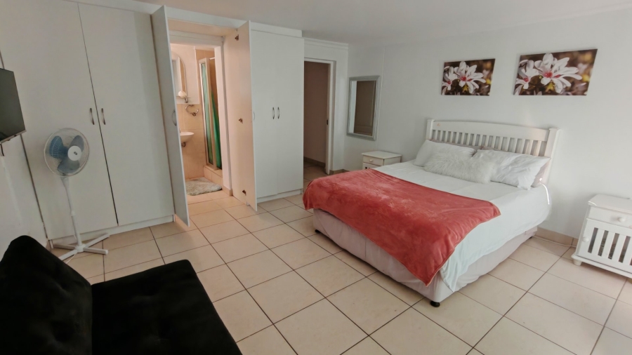 5 Bedroom Property for Sale in Twee Kuilen Western Cape